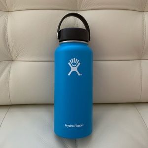 Hydro Flask 32 oz Insulated Water Bottle